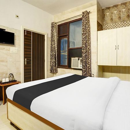 Hotel O Jammu Near Ragunath Bazaar Formerly Goodwill المظهر الخارجي الصورة