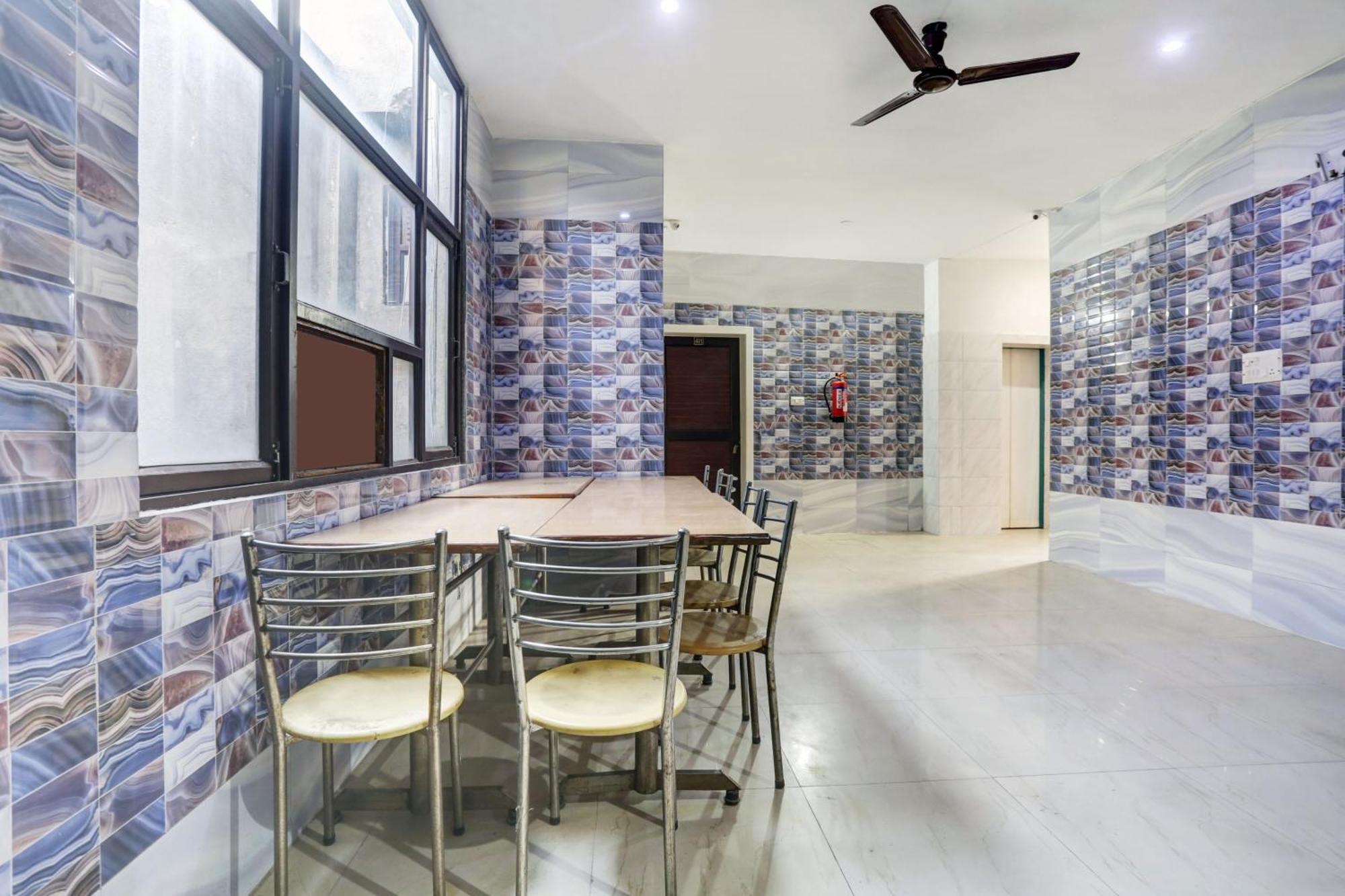 Hotel O Jammu Near Ragunath Bazaar Formerly Goodwill المظهر الخارجي الصورة