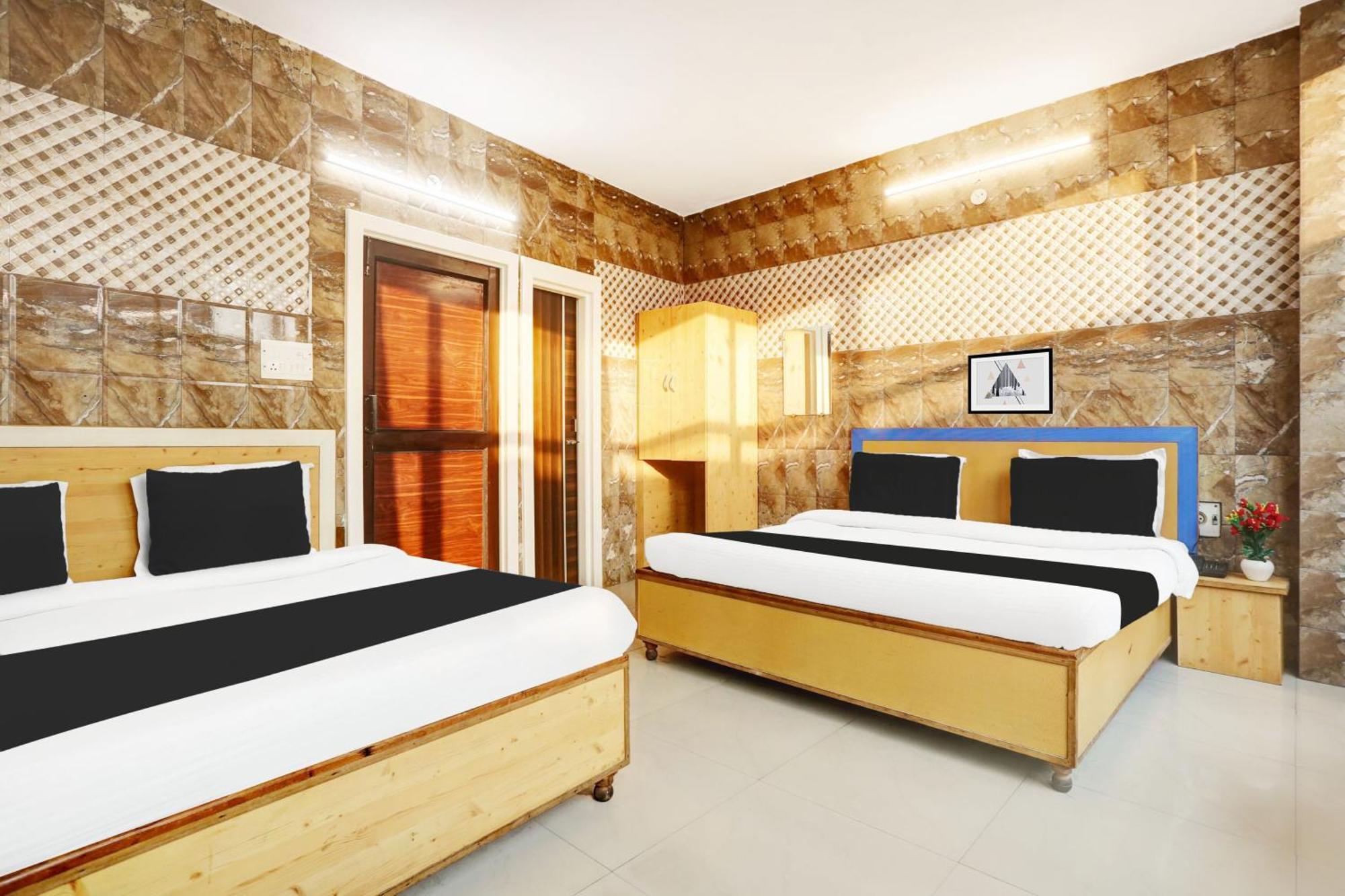 Hotel O Jammu Near Ragunath Bazaar Formerly Goodwill المظهر الخارجي الصورة