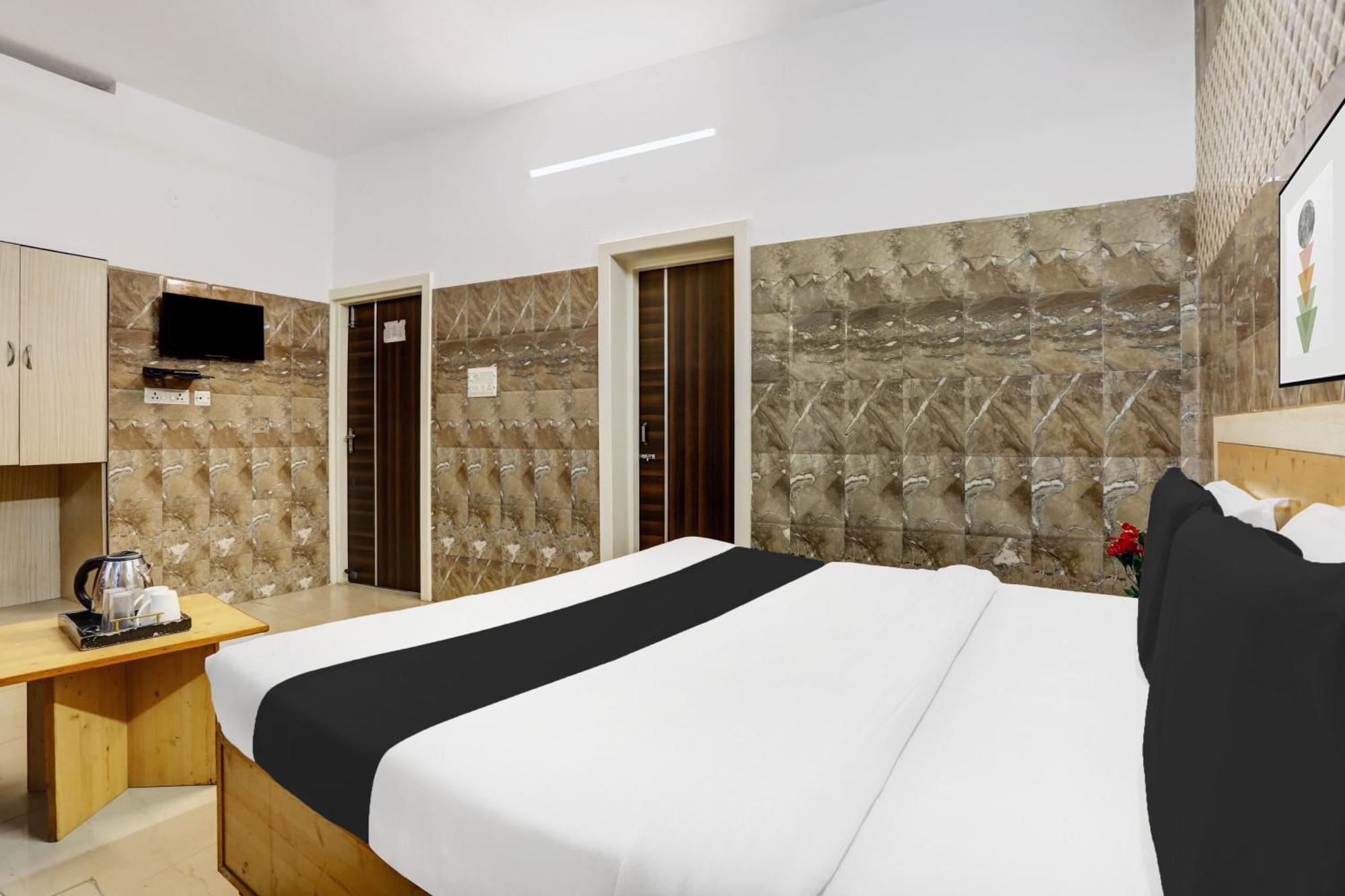 Hotel O Jammu Near Ragunath Bazaar Formerly Goodwill المظهر الخارجي الصورة